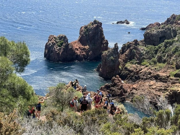 portrait d'un randonneur à l'Esterel